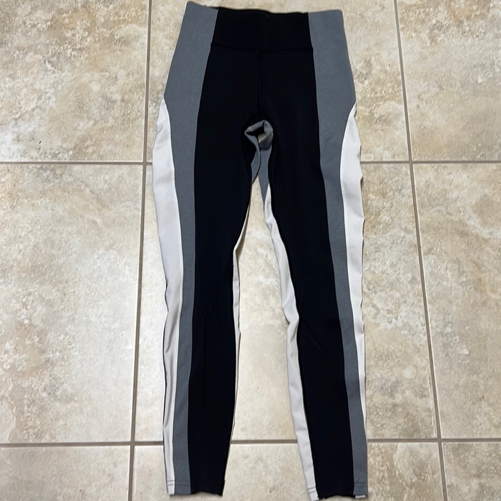 Athleta crest colorblock tight small black, gray white - Picture 3 of 11